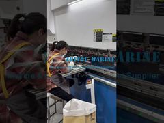 Pièces traitées par machine à cintrer