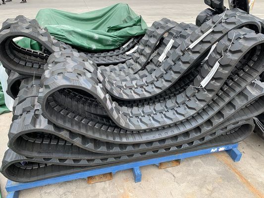 Chine Voies en caoutchouc de chenille de train d'atterrissage pour des chargeurs d'excavatrices fournisseur