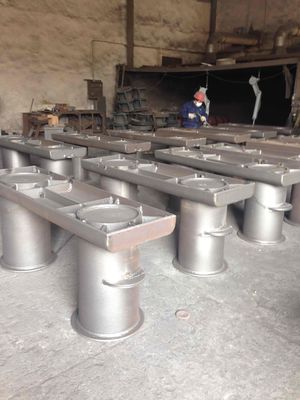 Bollards marins en acier au carbone de 500 tonnes SWL et couleur personnalisée pour les applications d'amarrage fournisseur