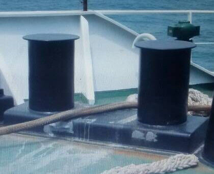 GB/T 554-1996 Bollards d'amarrage standard et bollards pour navires de 500 tonnes en acier au carbone ou en fonte fournisseur