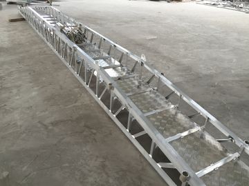 Échelle d'embarquement en aluminium pour faciliter la manipulation et la sécurité fournisseur