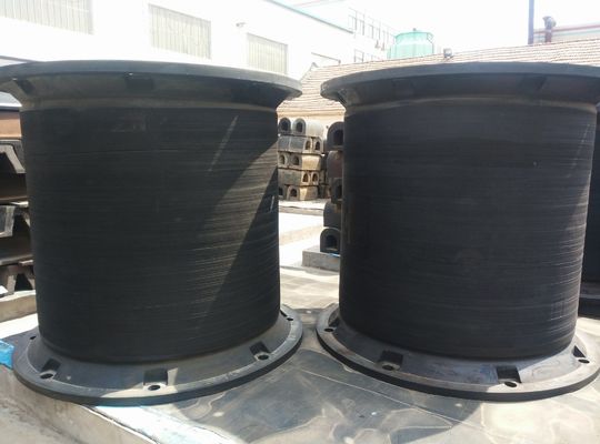 Application marine de défenses en caoutchouc de type Super Cell offrant une longue durée de vie et une faible compression d'inclinaison pour le fendering portuaire fournisseur