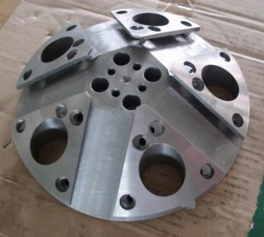 Pièces de machines de traitement des métaux certifiées ISO avec une conception personnalisée et des composants usinés de haute précision résistants à la corrosion fournisseur