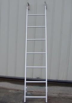 Échelle de coupée et échelle de bord anti-corrosives à surface oxydée pour bateaux en acier à faible teneur en carbone ou en acier inoxydable fournisseur