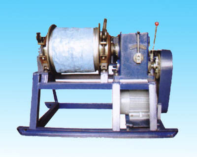 Levier de levage de câbles maritimes à grande vitesse et guide de cordes avec SWL de 500 tonnes et moteur à aimant permanent à faible amplitude fournisseur