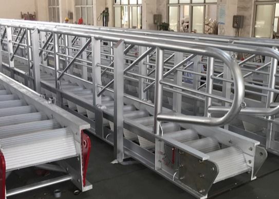 Échelle de bateau de sécurité de Marine Boarding Ladder Strong Bearing d'acier d'alliage d'aluminium
